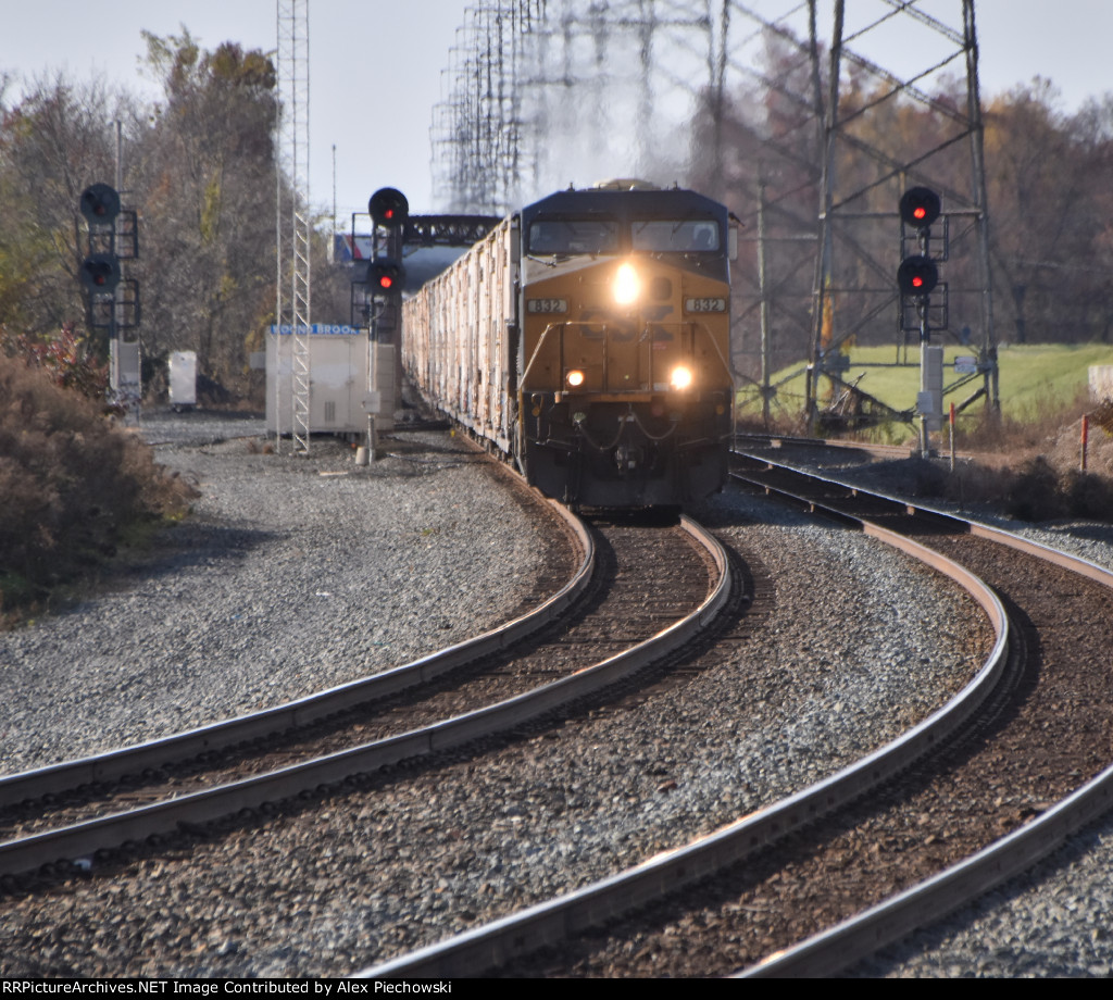 CSX 832